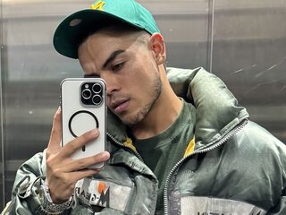 MikeeScooth Pic