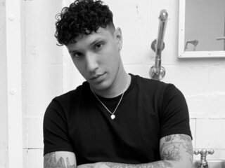 AngeloColen Pic