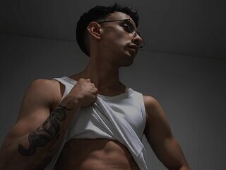 Leo Rome Pic