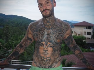 Lucasexclusive18 Pic