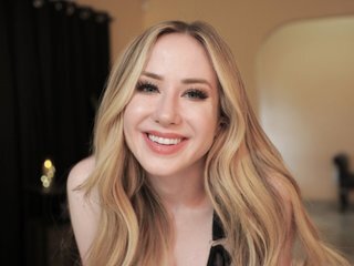 pintsizedblonde Pic