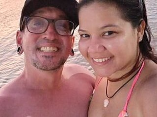 hairy_couple Pic