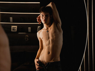 KamalKramer Pic