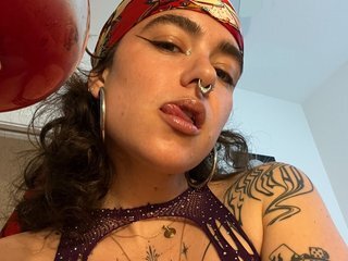 Velvette_Peach Pic